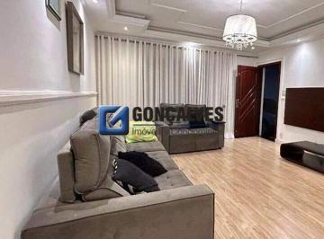 Casa · 199m² · 3 Quartos · 3 Vagas · Casa para aluguel no Centro de São Bernardo do Campo | 3 dorms (2 suítes)