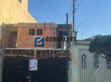 Casa · 130m² · 3 Quartos · 2 Vagas · Casa à venda em Santo André (Jardim Santo Antônio) | 3 suítes | Frente | 130m²
