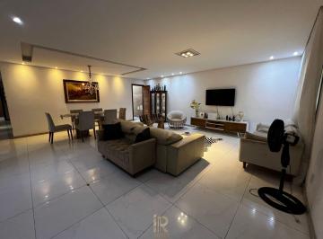 Casa · 329m² · 5 Quartos · 2 Vagas · Casa à venda no bairro Itapuã - Vila Velha/ES