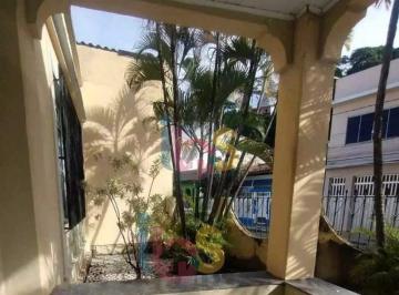 Casa · 215m² · 3 Quartos · VENDO CASA NO CENTRO DE ILHÉUS 