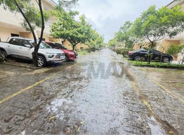 Casa · 155m² · 4 Quartos · 2 Vagas · VENDO CASA 4 quartos em condominio lazer completo