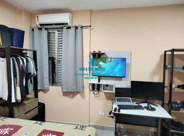 Apartamento · 29m² · 1 Quarto · 1 Vaga · Apartamento STUDIO meia quadra da praia, vaga e portaria 24h Gonzaga em Santos.