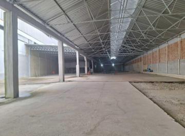 Comercial · 1641m² · 1 Quarto · Galpão em São Cristóvão, reformado, 2.000m²