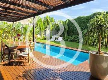 Casa · 389m² · 4 Quartos · 2 Vagas · Casa em Condomínio : Duplex / Residencial / Barra da Tijuca