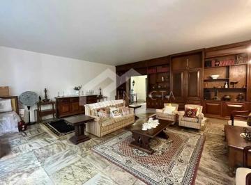 Apartamento · 250m² · 4 Quartos · 2 Vagas · MARAVILOHOSO 4 QUARTOS EM RUA NOBRE DE COPACABANA!!