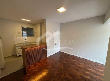 Apartamento · 65m² · 2 Quartos · 1 Vaga · ÓTIMO APARTAMENTO COM 2 QUARTOS, SUPER REFORMADO COM VISTA PARA O CRISTO