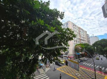 Apartamento · 33m² · 1 Quarto · Kitnet/Conjugado : / Residencial / Copacabana