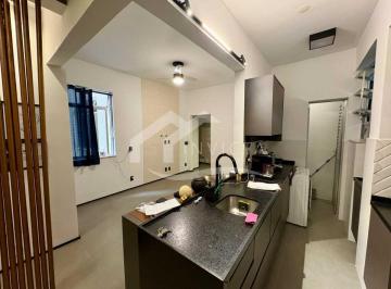 Apartamento · 68m² · 2 Quartos · EXELENTE APARTAMENTO DE 2 QUARTOS REFORMADO!