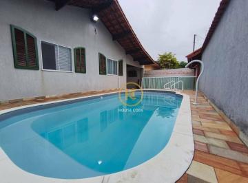 39ffdd719d9e0a8b8945c36aa31e719d7ce3d16e · Casa térrea à venda com piscina, 3 dormitórios sendo 1 suíte a 550 metros do mar no bairro Convento