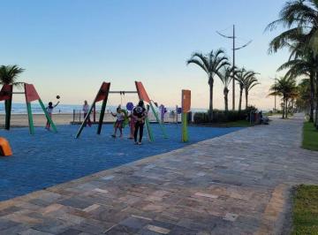 rcbasfw2ytjhyjlhnmjiy2qz_md · CASA À VENDA – 100 METROS DA PRAIA | JARDIM REAL – PRAIA GRANDE/SP