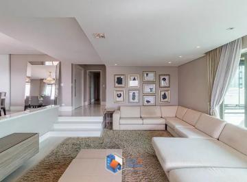 Apartamento · 246m² · 4 Quartos · 3 Vagas · Apartamento em Aclimação, São Paulo/SP de 246m² 4 quartos à venda por R$ 3.199.000,00