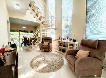 Casa · 230m² · 3 Quartos · Casa em Chácara de La Rocca, Carapicuíba/SP de 230m² 3 quartos à venda por R$ 1.200.000,00