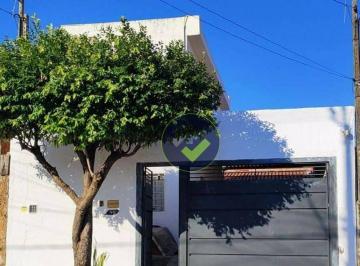 Casa · 144m² · 3 Quartos · 2 Vagas · Sobrado em Parque Santa Edwiges, Bauru/SP de 144m² 3 quartos à venda por R$ 275.000,00