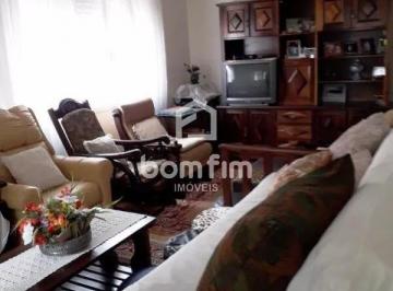 Casa · 260m² · 4 Quartos · 11 Vagas · Casa em Medianeira, Porto Alegre/RS de 260m² 4 quartos à venda por R$ 1.200.000,00