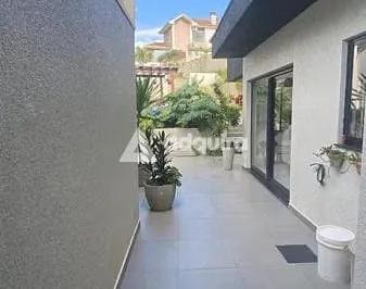 Casa de 3 quartos, Ponta Grossa · Casa em Oficinas, Ponta Grossa/PR de 327m² 3 quartos à venda por R$ 2.400.000,00