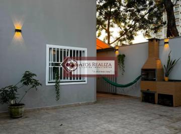 Casa · 85m² · 3 Quartos · 2 Vagas · Sobrado à venda no Jardim Santa Cruz, SP | 3 dorms, suíte