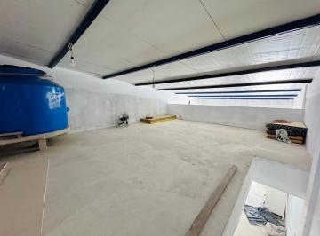 Comercial · 100m² · 2 Vagas · Loja em Itaipu, Niterói/RJ de 100m² para locação R$ 5.500,00/mes