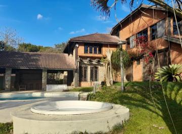 Casa · 480m² · 5 Quartos · 4 Vagas · Casa em Chácara São João, Carapicuíba/SP de 480m² 5 quartos à venda por R$ 1.350.000,00 ou para loca