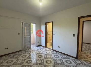 Apartamento · 115m² · 3 Quartos · Apartamento em Zona 02, Maringá/PR de 115m² 3 quartos para locação R$ 2.300,00/mes