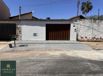 Casa · 90m² · 2 Quartos · 1 Vaga · Casa em Jardim Guanabara II, Goiânia/GO de 90m² 2 quartos para locação R$ 1.500,00/mes