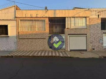 Casa · 265m² · 7 Quartos · 2 Vagas · Casa em Centro, Bauru/SP de 265m² 7 quartos à venda por R$ 405.000,00