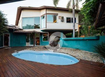 Casa · 300m² · 3 Quartos · 4 Vagas · Casa em Piratininga, Niterói/RJ de 300m² 3 quartos à venda por R$ 2.300.000,00