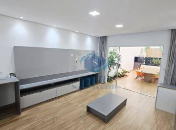 Casa · 215m² · 3 Quartos · 4 Vagas · Sobrado em Vila Gumercindo, São Paulo/SP de 215m² 3 quartos à venda por R$ 1.570.000,00