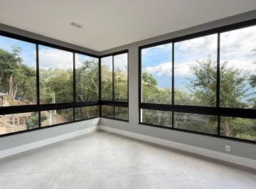 Casa · 250m² · 2 Quartos · 3 Vagas · Casa em Itaipava, Petrópolis/RJ de 250m² 2 quartos à venda por R$ 1.550.000,00