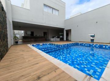 Casa · 390m² · 3 Quartos · 2 Vagas · Sobrado em Aeroporto, Araçatuba/SP de 390m² 3 quartos à venda por R$ 1.600.000,00