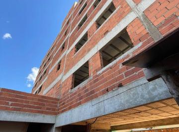 Apartamento de 3 quartos, Uberlândia · Apartamento à venda no bairro Presidente Roosevelt - Uberlândia/MG