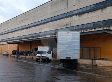Comercial · 9242m² · 30 Vagas · Galpão à venda em Jardim fátima - SP