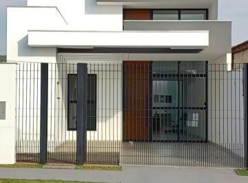 Casa · 117m² · 2 Quartos · 2 Vagas ·
CASA COM 1 SUÍTE E 2 QUARTOS NO JARDIM PARAÍSO EM MARINGÁ - PR