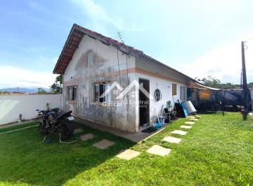 Casa · 61m² · 2 Quartos · 4 Vagas ·
Casa em Peruíbe