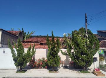 Casa · 197m² · 3 Quartos · 4 Vagas · Casa Linear com 3 Suítes em Piratininga – Conforto e Excelente Localização