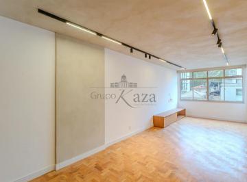 Apartamento · 140m² · 3 Quartos · 1 Vaga · Apartamento - Jardim América - 3 Dormitórios - 140m².