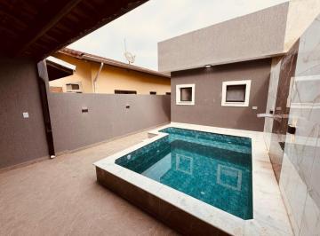 Casa de 2 quartos, Itanhaém · Casa com Suíte, Churrasqueira e Excelente Localização em Itanhaém