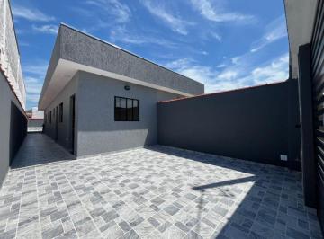 Casa de 2 quartos, Itanhaém · Casa com Piscina e Área Gourmet a 600 Metros da Praia em Itanhaém