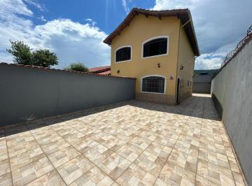 Casa de 2 quartos, Itanhaém · Sobrado no Jardim Suarão em Itanhaém – Espaço para Piscina, Quintal Amplo e Vaga para 4 Carros