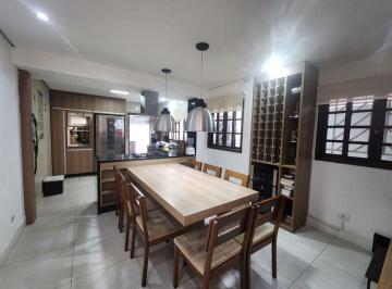 Casa de 3 quartos, São Paulo · Casa de 190 m² com 3 quartos em venda em Jardim Monte Belo