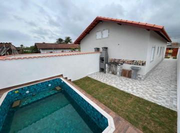 Casa de 2 quartos, Itanhaém · Casa com Piscina à Venda no Bairro Gaivota – Excelente Oportunidade em Itanhaém