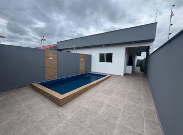 Casa de 2 quartos, Itanhaém · Casa com Piscina, Churrasqueira e Suíte no Bairro Jamaica – Seu Refúgio de Lazer e Conforto