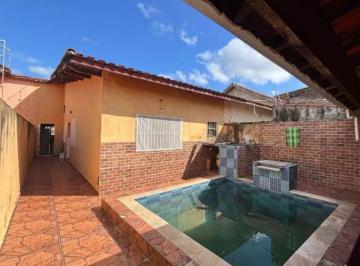 Casa de 3 quartos, Itanhaém · Casa com Edícula Completa, Piscina e Suíte a Apenas 600 Metros da Praia no Cibratel 2! ️️