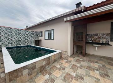 Casa de 2 quartos, Itanhaém · Casa com Piscina e Espaço para 4 Veículos no Jardim Jamaica – Itanhaém/SP