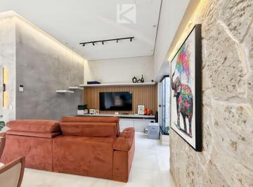 Casa de 2 quartos, Brasília · Casa Reformada com Suíte e Closet | QE 50 – Guará II | 134m² | Piscina Aquecida e Espaço Gourmet