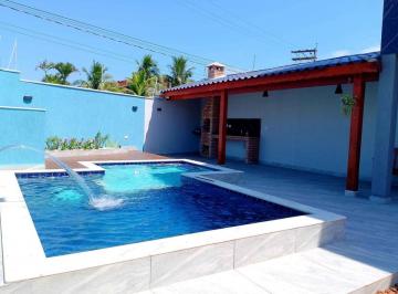 Casa de 3 quartos, Itanhaém · Casa Sobreposta de Alto Padrão com Piscina e Área Gourmet a 200 Metros da Praia