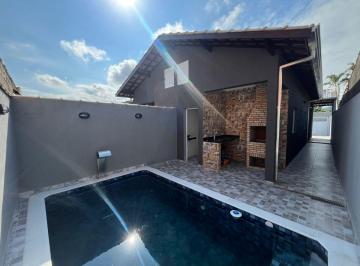 Casa de 2 quartos, Itanhaém · Casa com Piscina e Suíte no Jardim Suarão – Aceita Financiamento Bancário