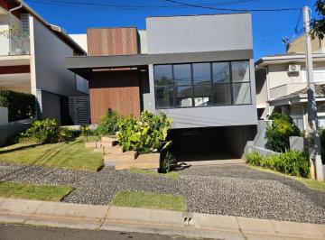 Casa · 282m² · 3 Quartos · 4 Vagas · Casa Assobradada à venda no Swiss Park, Campinas