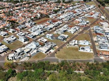 Terreno · 332m² · Terreno à venda Residencial Royal Garden em Paulínia, Parque Brasil 500, com 332.64 m², Plano.