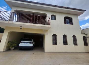 Casa · 224m² · 4 Quartos · 6 Vagas · Casa à venda em Campinas, Jardim Nova Europa, com 4 quartos, com 224 m²