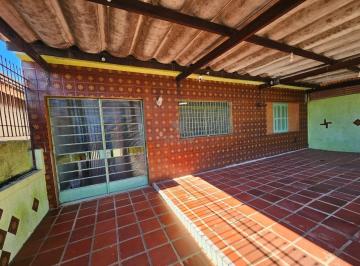 Casa · 203m² · 3 Quartos · 2 Vagas · Casa à venda em Campinas, Jardim Nova Europa, com 3 quartos, com 203.75 m²